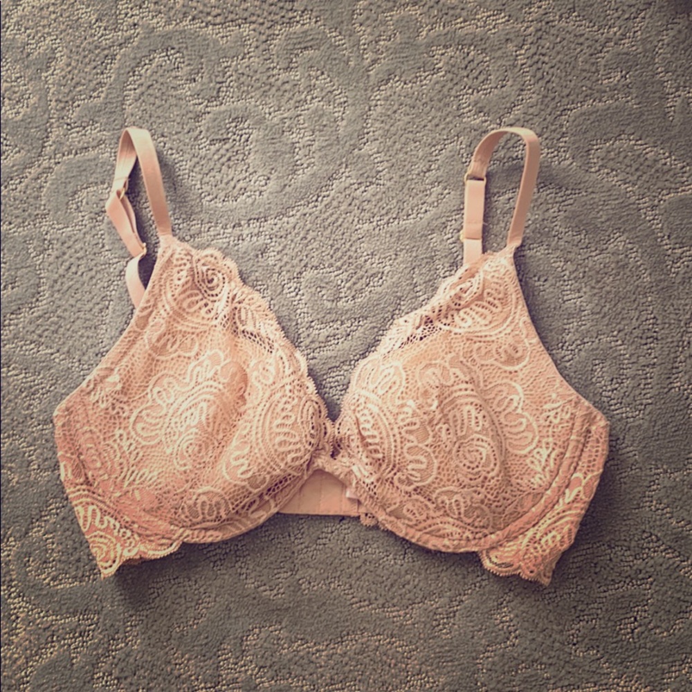 Victoria’s Secret “Very Sexy” bra 36D